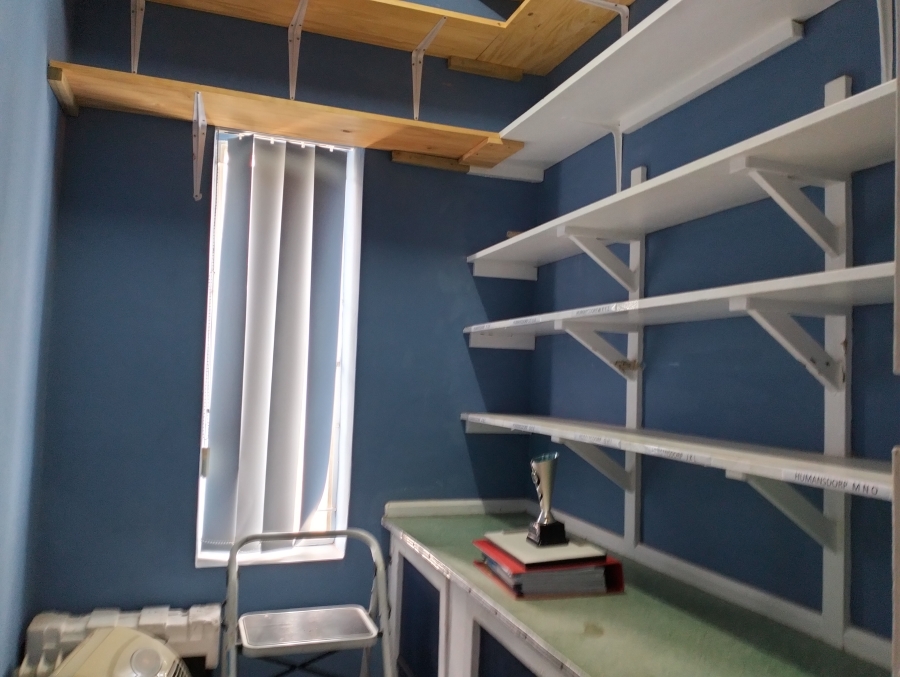 To Let commercial Property for Rent in Humansdorp Eastern Cape